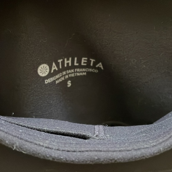 Athleta black flare leggings - Picture 4 of 8